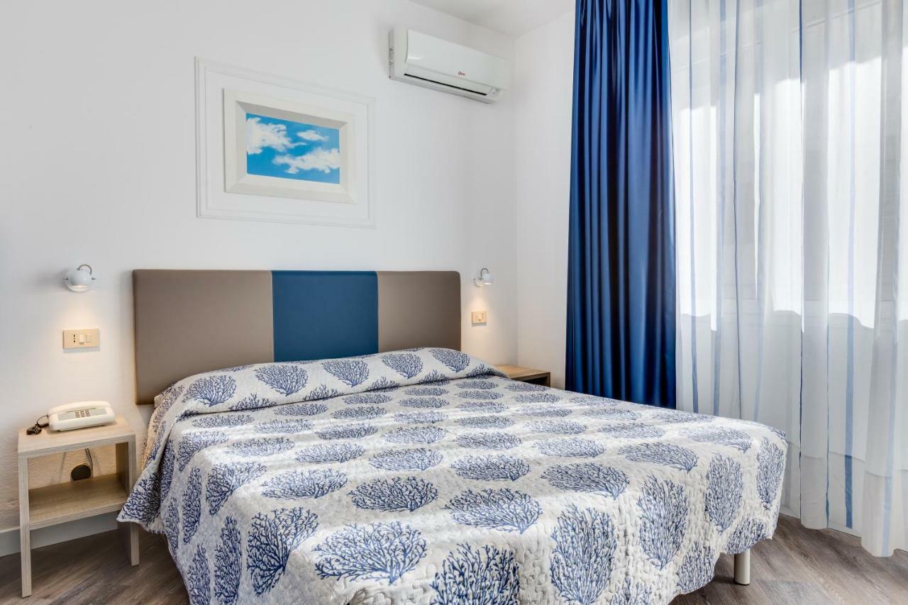 Hotel Manila ليدو دي يسولو الغرفة الصورة